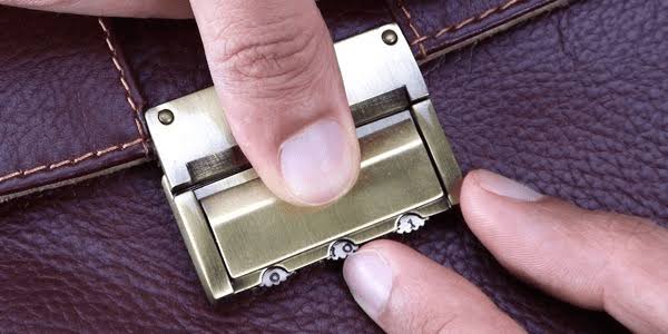 آموزش باز کردن و تغییر رمز کیف اداری و کیف دوشی رمزدار