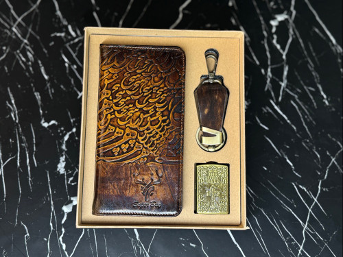 ست هدیه ۳ تیکه چرمی مردانه | کیف پول چرم گاوی دسترنگ + جاسوییچی چرمی + فندک گازی طرح زیپو